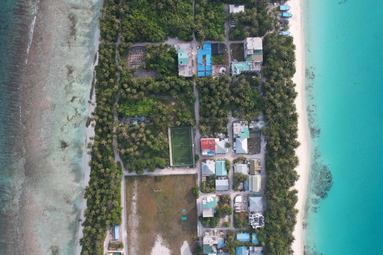 Grand Beach Dhigurah Дигура Экстерьер фото